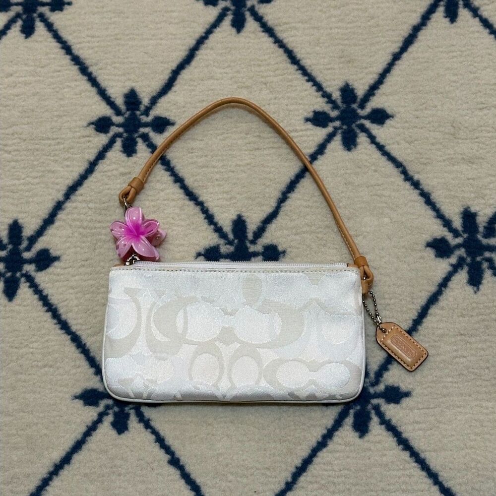 Vintage Coach Y2K 2000s Optic Wristlet Pouch - White - Picture 2 of 7